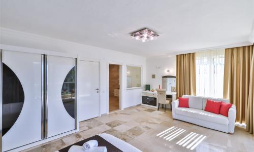 Villa Golden Lotus — 65