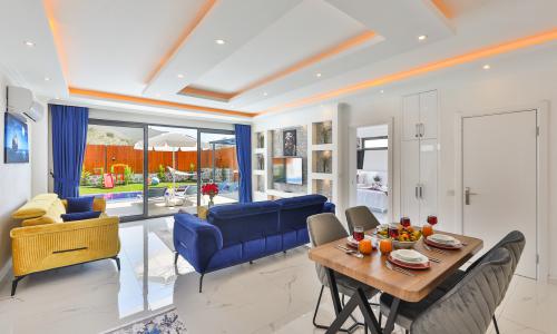 Villa Granada Duo — 37
