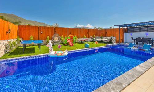 Villa Granada Duo — 29