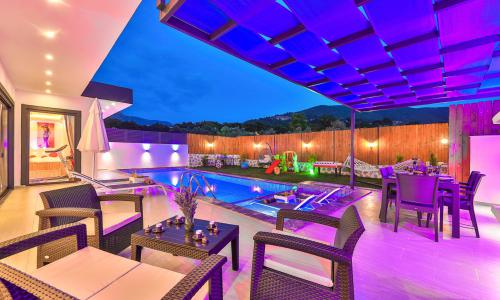 Villa Granada Duo — 57