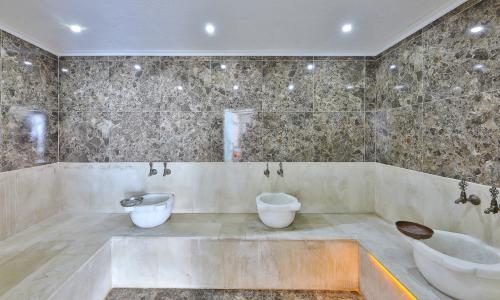 Villa Grand — 52