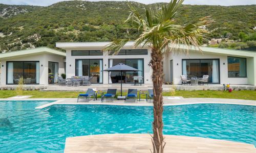 Villa Green House — 2