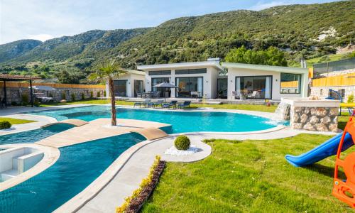 Villa Green House — 9