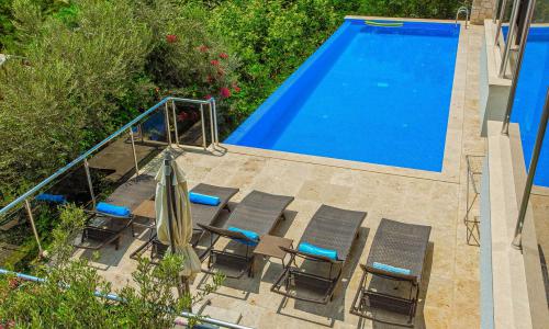 Villa Greenscape — 12