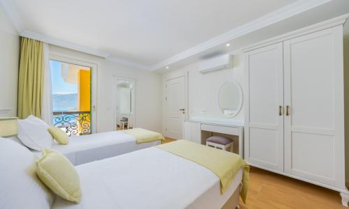 Villa Grande — 65