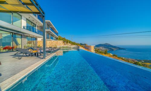 Villa Grey Falcon — 11