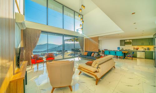 Villa Grey Falcon — 24