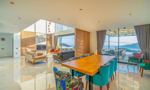 Villa Grey Falcon — 32