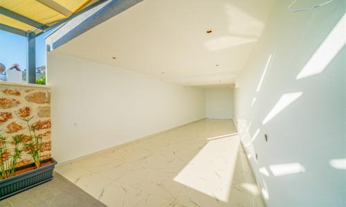 Villa Grey Falcon — 34