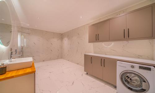 Villa Grey Falcon — 50