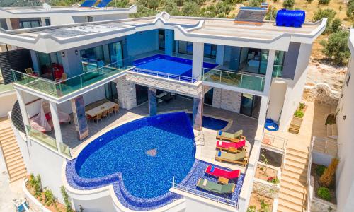Villa Hills Heart — 2