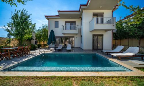 Villa Heaven Çukurbağ — 2