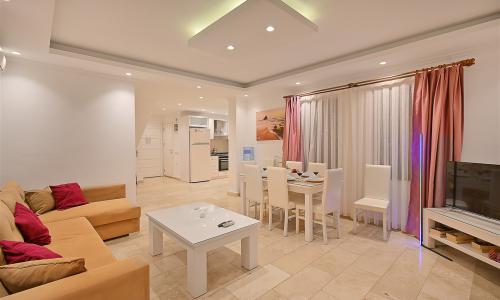 Villa Hermes 1 — 37