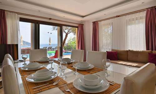 Villa Hermes 1 — 40