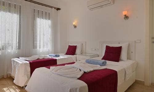 Villa Hermes 1 — 48