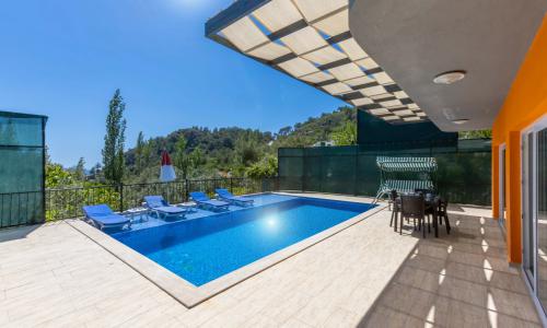 Villa Heves — 19