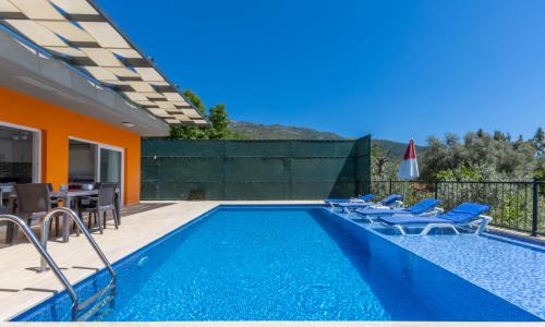 Villa Heves — 4
