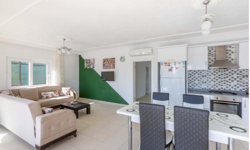 Villa Heves — 32