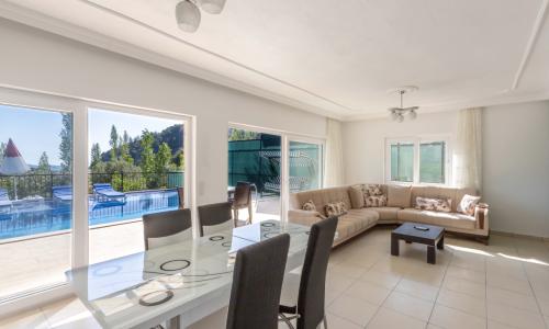 Villa Heves — 28