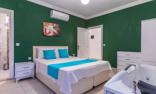 Villa Heves — 25