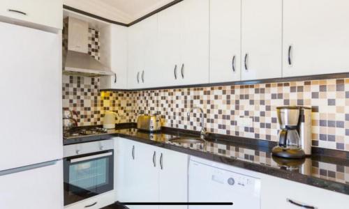 Villa Hilal — 18