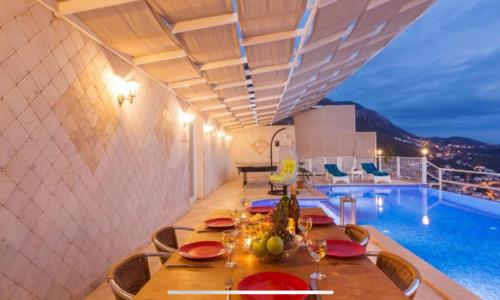 Villa Hilal — 16