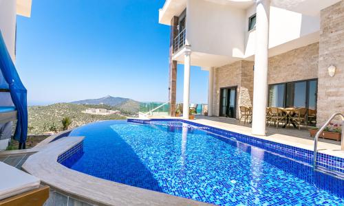 Villa Hills Excellence — 8