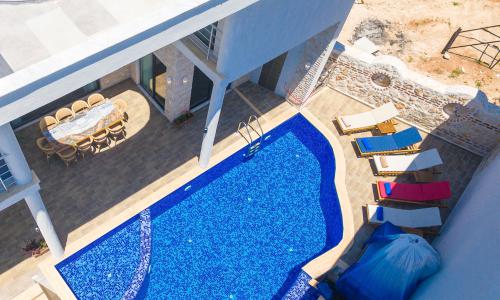 Villa Hills Excellence — 24