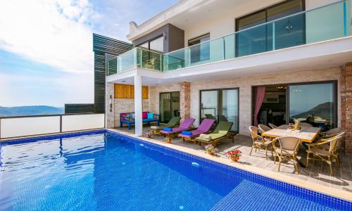 Villa Hills Premium — 1