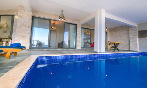 Villa Hills Spring — 4