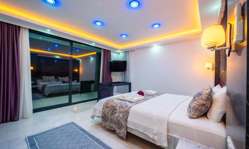 Villa Hyperion — 44