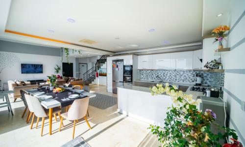 Villa Hyperion — 65