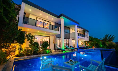 Villa Hyperion — 2