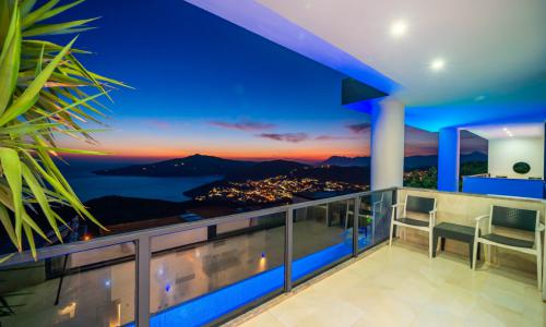 Villa Hyperion — 109