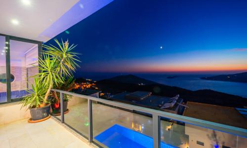 Villa Hyperion — 110