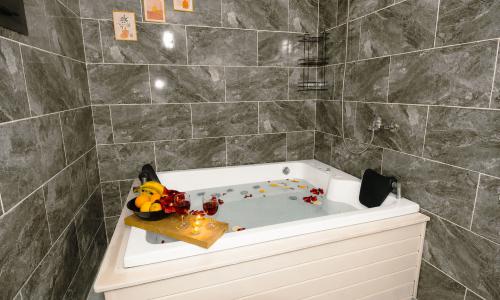 Villa In Love — 29