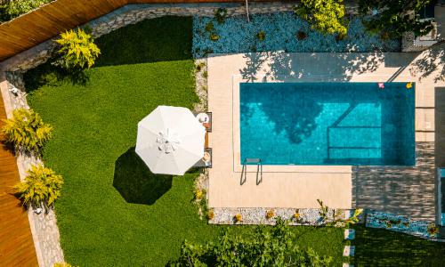 Villa In Love — 16