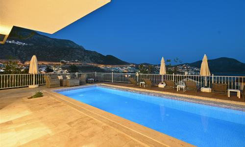 Villa İris — 15