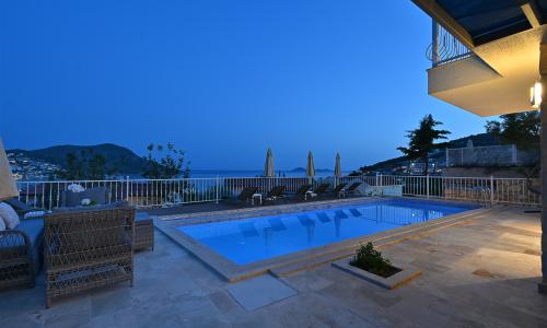 Villa İris — 16