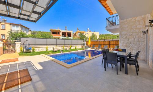 Villa Kaşlı 1 — 12