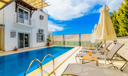 Villa Kaya — 4