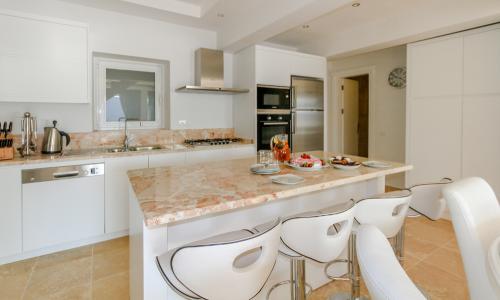 Villa Ketchy — 35