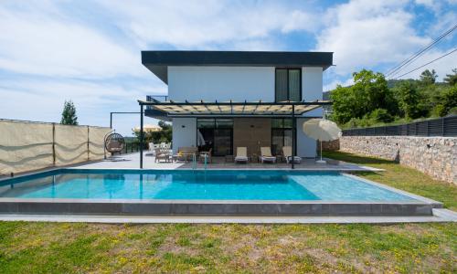 Villa King — 2
