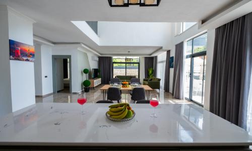 Villa King — 7