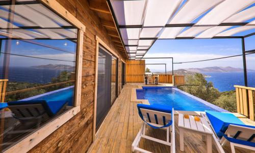 Villa Kitanik 1 — 8