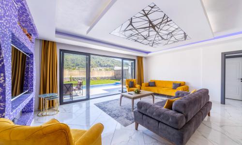 Villa Guru — 26