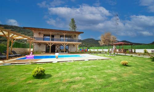 Villa Kyaneai — 1