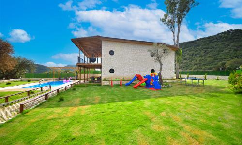 Villa Kyaneai — 13