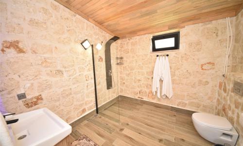 Villa Kyaneai — 48