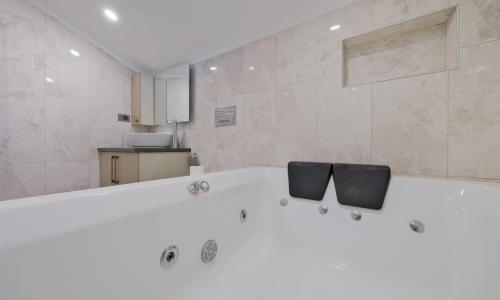 Villa La Casa Rosa — 102